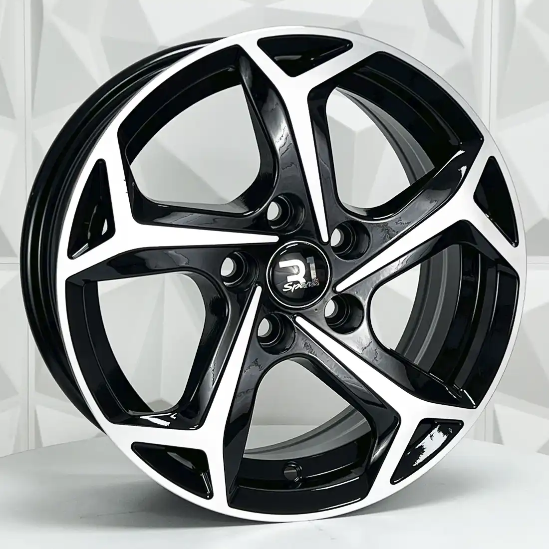 Rin 140140 RIN 14X6 4-100 R1 SPORT 10514 BLACK MACHINE FACE ET35 CB73.1 4-100 con barrenación 4-100