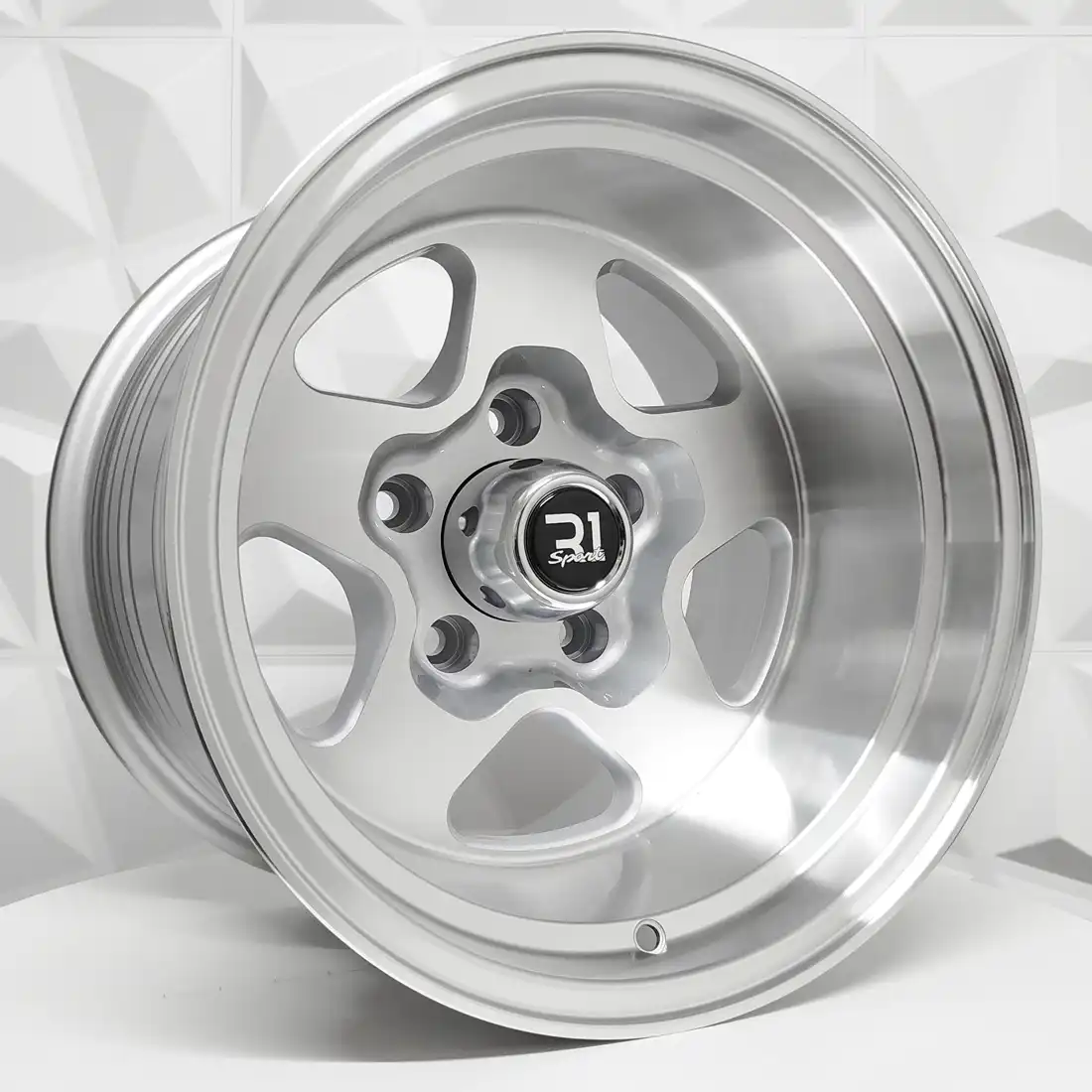 Rin 156744 RIN 15X10 5-114.3 R1 SPORT HXX037A SILVER MACHINE FACE MACHI 5-114.3 con barrenación 5-114.3