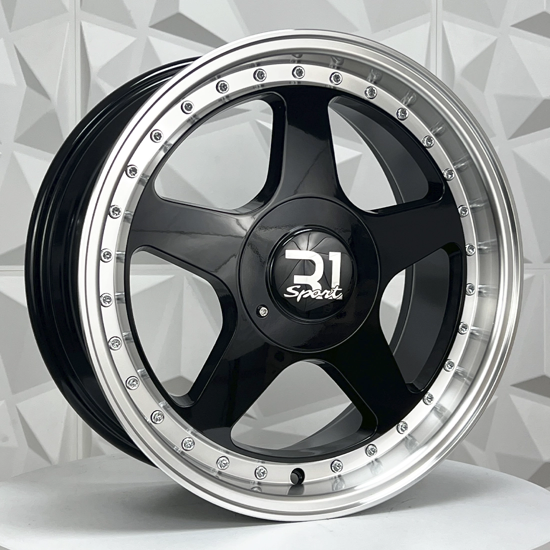 Rin 179445 F17X7.5 R18X8.5 5-100/114.3 5037HB BLACK MACHINE LIP ET35/25 5-100 con barrenación 5-100