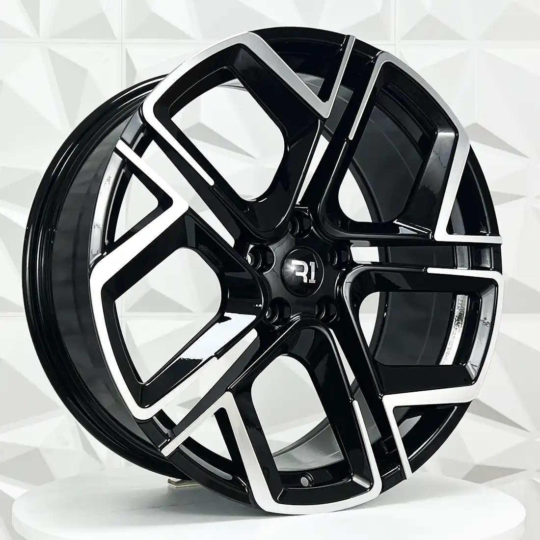 Rin 202579 RIN 20X8.5 5-112 R1 SPORT R3264 BLACK MACHINE FACE ET40 CB57 5-112 con barrenación 5-112