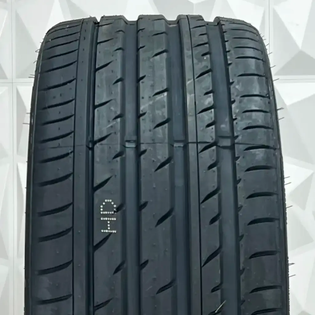 HD927 02.webp
