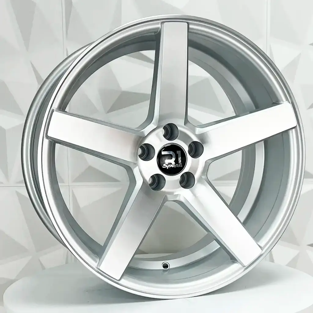 850 Silver 01.webp