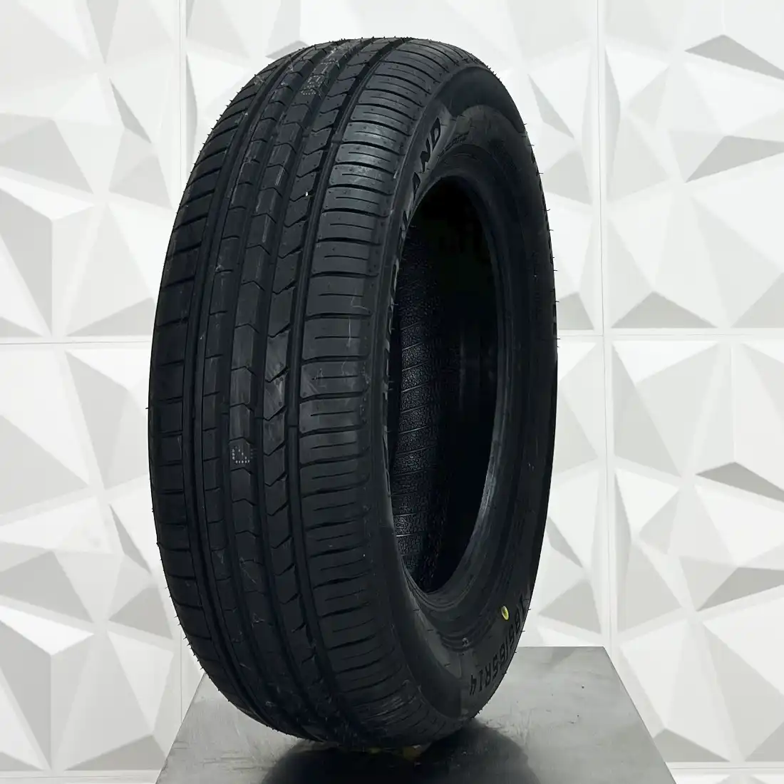 LLANTA FORCELAND 195/50R15 VITALITY F22 82V