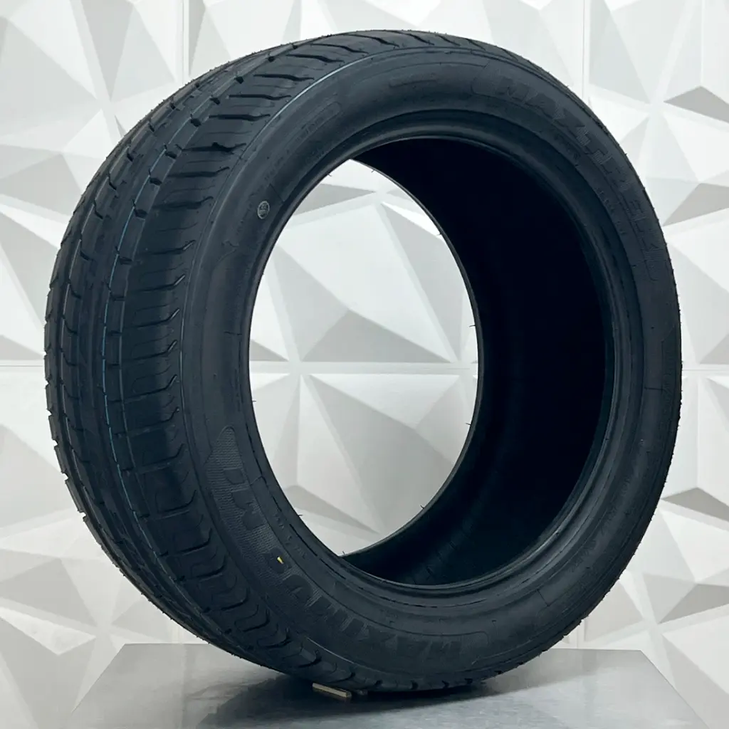 LLANTA MAXTREK 275/40R17 MAXIMUS M1 98W