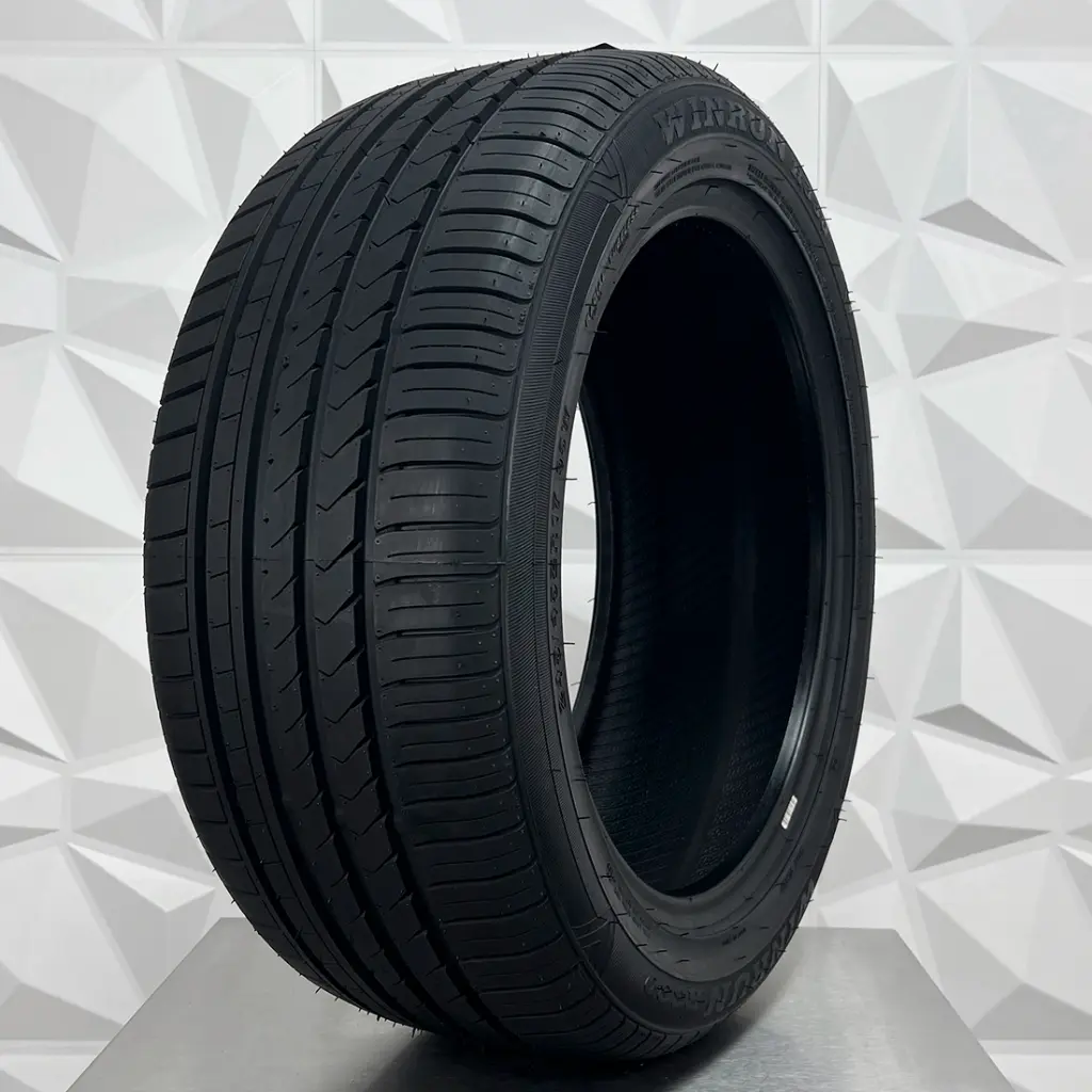 LLANTA WINRUN 225/30ZR20 R330 85W XL