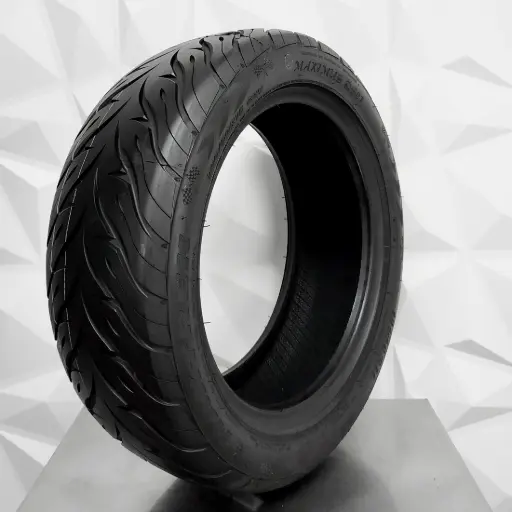 [2454018MXDS01] LLANTA MAXTREK 245/40ZR18 MAXIMUS DS01 97W